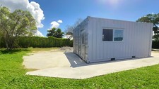 Container home maple for sale  Del Valle