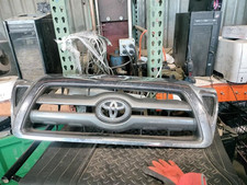 Grille upper sr5 for sale  Rancho Cordova