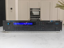 Roland d550 enhanced for sale  HORSHAM