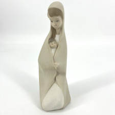 Lladro madonna child for sale  Wolfforth