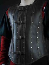 Armadura de peito cravejada de couro genuíno medieval estilo renascentista SCA LARP comprar usado  Enviando para Brazil