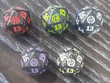 Dados MTG, Phyrexia All Will Be, Spindown D20 cada um (5 dados no total) comprar usado  Enviando para Brazil