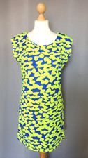 Jolie robe courte d'occasion  Paimbœuf
