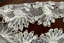 Dentelle ancienne fine d'occasion  Morestel
