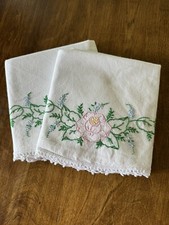 Vintage set embroidered for sale  Hooper