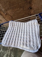 Turnier dressurschabracke wei� gebraucht kaufen  Hennweiler