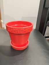 New supreme small for sale  Mankato
