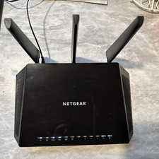 Netgear r6400v2 ac1750 for sale  Hamilton