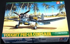 Kit Vought F4U-1A Corsair 1/48 TAMIYA qualidade muito boa comprar usado  Enviando para Brazil