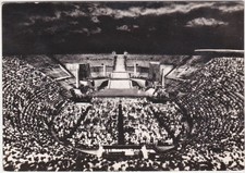 Verona arena durante usato Verona arena durante usato  Italia