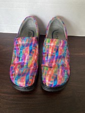 Klogs footwear women for sale  Wheaton