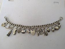 Ancien bracelet breloques d'occasion  Lédignan