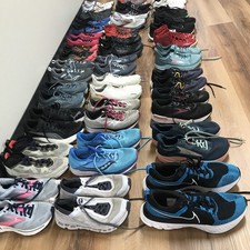 Lote 30 pares de tênis esportivos atacado a granel revendedor no exterior Hoka On Cloud comprar usado Lote 30 pares de tênis esportivos atacado a granel revendedor no exterior Hoka On Cloud comprar usado  Enviando para Brazil