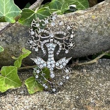 Pendentif saint esprit d'occasion  Montereau-Fault-Yonne
