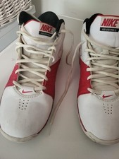 Scarpe basket nike usato  Bagnolo San Vito