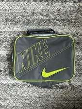 Lancheira escolar Nike isolada grande logotipo Swoosh preto verde neon unissex com zíper, usado comprar usado  Enviando para Brazil