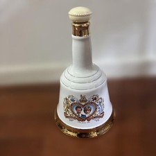 Intérieur bouteille vide d'occasion  Expédié en France