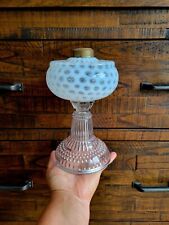 Antiga lâmpada a óleo de querosene Hobbs vidro opalescente incolor ponto moeda 8 1/4" de altura comprar usado  Enviando para Brazil