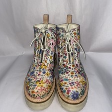 Dr. martens wanderlust for sale  Jamaica