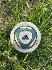 Pallone ufficiale fifa usato  Spedire a Italy