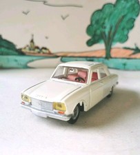 Dinky toys peugeot d'occasion  Mortrée
