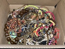 Pounds jewelry makers for sale  Country Club Hills