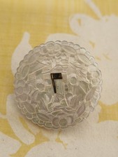 Bouton ancien nacre d'occasion  Le Pouliguen