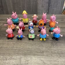 LOTE DE 15 BONECOS DE BRINQUEDO DE PLÁSTICO PEPPA PIG PERSONAGEM DE DESENHO ANIMADO SOLTO Pp10, usado comprar usado  Enviando para Brazil