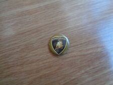 Usado, CHAPA/PIN/BADGE - MARCAS DE COCHES DEL MUNDO: (LOGO) LAMBORGHINI comprar usado  Enviando para Brazil