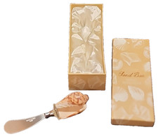Twos company sand for sale  Lillie