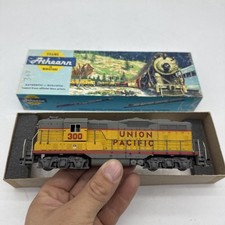 Athearn gp9 union for sale  Lawrence