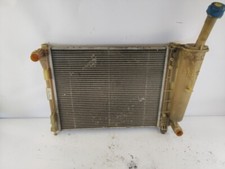 8b0161000 radiatore acqua usato  Ferrara