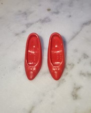 Scarpe rosse fiocco usato  Italia