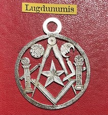 Médaille médaille pendentif d'occasion  Lyon II
