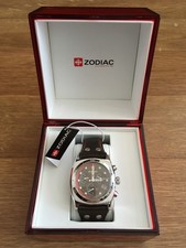 Montre homme zodiac d'occasion  Paris XVII