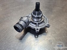 Pompe eau suzuki d'occasion  Le Lion-d'Angers