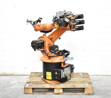 Robot industriale kuka usato  Spedire a Italy