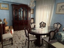 Set sala pranzo usato  Catanzaro