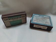 Anciennes boîtes échantillon d'occasion  Die