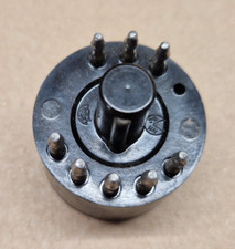 Adapter strahlröhrensockel 8p gebraucht kaufen  Boffzen