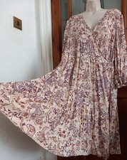 Vtg look tiered for sale  GRIMSBY