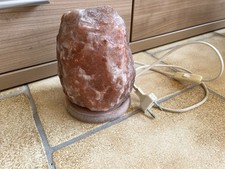Salzkristalllampe steinlampe e gebraucht kaufen  Beselich
