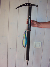 Ancien piolet alpiniste d'occasion  Grandvilliers