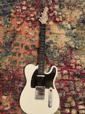 Donner DTL-100 Guitarra Elétrica SS Pickup Branco Brilhante + Bolsa de Aulas Online comprar usado Donner DTL-100 Guitarra Elétrica SS Pickup Branco Brilhante + Bolsa de Aulas Online comprar usado  Enviando para Brazil