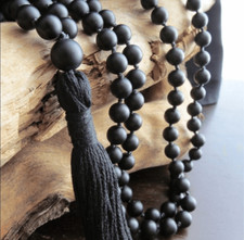 Chic boutique mala for sale  Stow