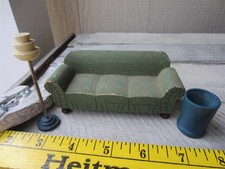 Lote de móveis vintage 1930 Strombecker para casa de bonecas verde sofá abajur de assoalho comprar usado  Enviando para Brazil