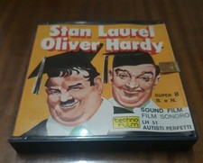 Stan laurel oliver usato  Palo del Colle
