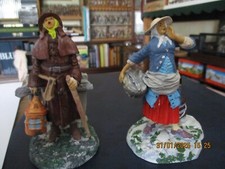 Figurines civils peintes d'occasion  La Gacilly