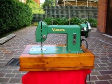 Macchina cucire visnova usato  Arese