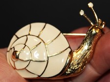 Lote #276 broche vintage impecável TRIFARI assinado esmal tom dourado caracol comprar usado  Enviando para Brazil